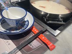 -尚尚仙·酸汤猪手·猪肚鸡火锅(华联万柳购物中心店)