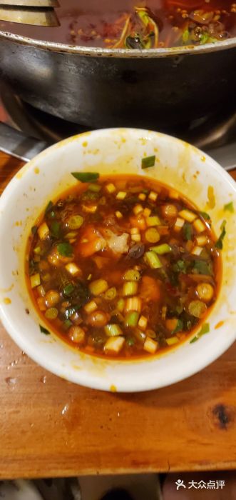 仔耳朵冷锅鱼蛙芋儿鸡(莲花东路店)梭边鱼图片