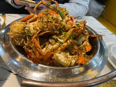 -凤凰路何眼镜香辣蟹(花果园店)