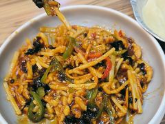 -合合春饼·酱骨·东北菜(潘家园店)