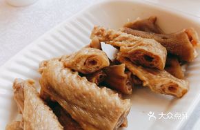 Bai Lu Shui Goose Claw and Wing
