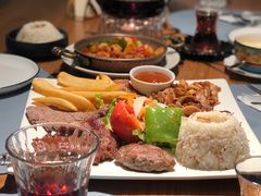 -伊斯坦布尔土耳其清真咖啡餐厅