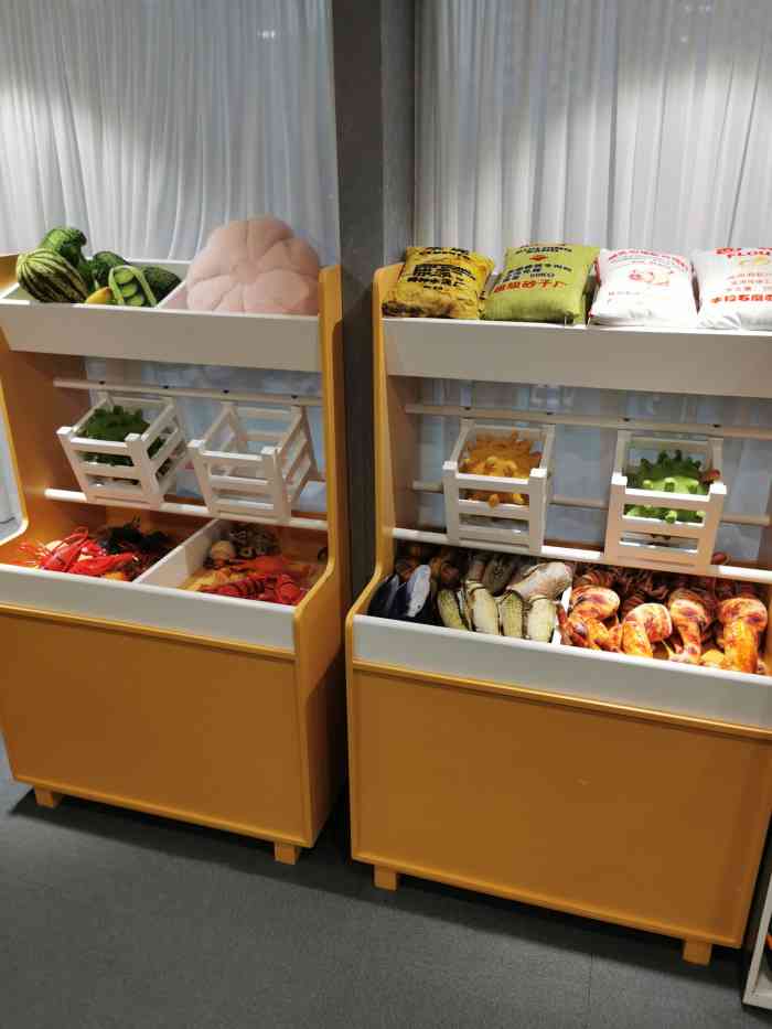 森林象亲子餐厅-"空间布置很好,动静结合,孩子特别喜欢换装.