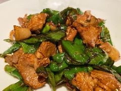 天柱山辣椒炒黑毛猪肉-山里亲戚(淞虹路店)