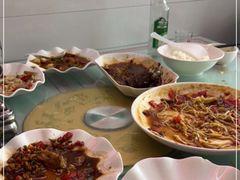 -喜羊羊土菜馆(世纪广场店)