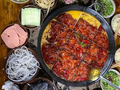 -正南齊北重庆老火锅(光华村直营店)