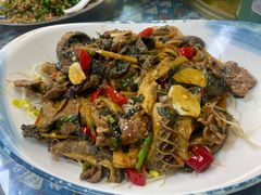 风味牛杂-老崇左特色风味食馆