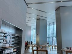 -Apple零售店(华贸购物中心店)