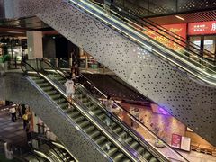 -瑞虹新天地月亮湾