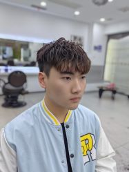 -尤司男士国潮理发馆