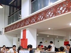 大堂-黄师奶甜品店