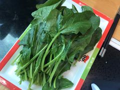 菠菜-潘小辣鲜肉老火锅