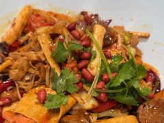 -大食代美食广场(上海中心店)