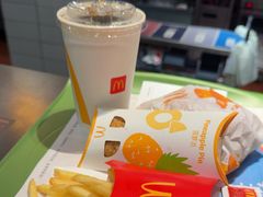 -麦当劳(乳山路店)