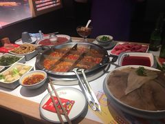 牛油锅底-马路边边串串香(双井直营店)