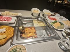 -海底捞火锅(宝龙广场夜宵主题店)