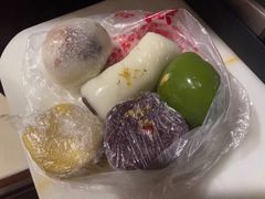蛋黄肉松青团-许阿姨糕团店(南京总店)