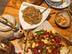 -滇香肴·云南菜蒸汽石锅鱼(云南北路店)