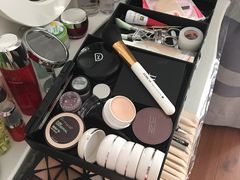 -金夫人化妆摄影职业培训学校