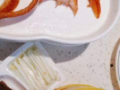 -三人行骨头王火锅(长寿店)