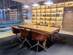 -蔚来中心(北京中关村店)