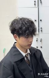 -韩国丽安形象设计