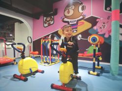 -MINI MARS KIDS CLUB亲子家庭中心(长宁天山店)