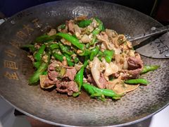 -费大厨辣椒炒肉(高铁吾悦广场店)