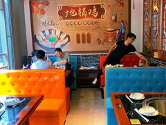 -六州府地锅鸡·农家菜·龙虾(未来科技城店)