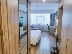 -长沙晚报大道亚朵酒店