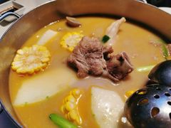 -肥仔文澳门猪骨煲(南京西路店)