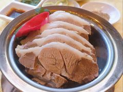 草原手把肉-德乐海蒙餐