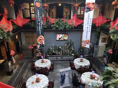 -蔼若春.传承三十年云南菜(金碧公园店)