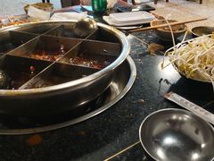 -邓莽子老火锅(中兴路总店)