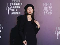 -欢乐海岸椰林沙滩-2025湾区超级灯会