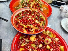 -十一街苍蝇馆子转经消江湖菜(九眼桥十一街店)