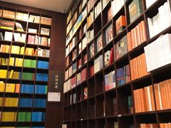 -新华书店(新街口旗舰店)