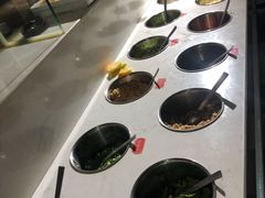 自助调料区-大鱼山房鱼头火锅(老字号品质店)