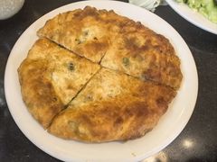 -周老三跷脚牛肉·全牛火锅(非遗传承店)