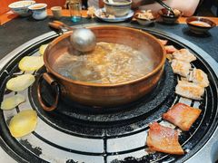 -阿山卓·野生菌火锅·纳西火塘烤肉