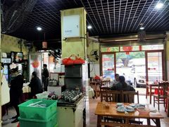 -无名牌猪脚店