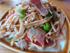 竹笋炒腊肉-妈妈的味道(和顺古镇店)