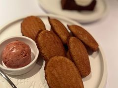 草莓黄油玛德琳-壳里西餐厅Coquille Seafood Bistro(蒙自路店)