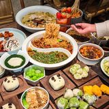 南京川菜❗️双拼水煮牛肉拌面🍜太好吃咯