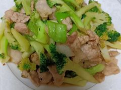 -汇慈安·高端自营月嫂(武汉月子尊享店)