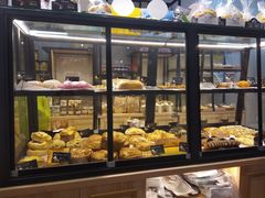 面包甜点陈列柜-布雷格英式烘焙(喜泉路店)