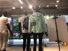 -阿迪达斯(八方汇精品优惠店)