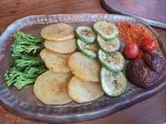 -包整·丝娃娃(一览甲秀楼风景店)