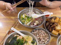 -福屿鲜捞小吃·捞化(福屿总店)