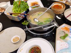 -煲王粤菜餐厅(中侨中心店)